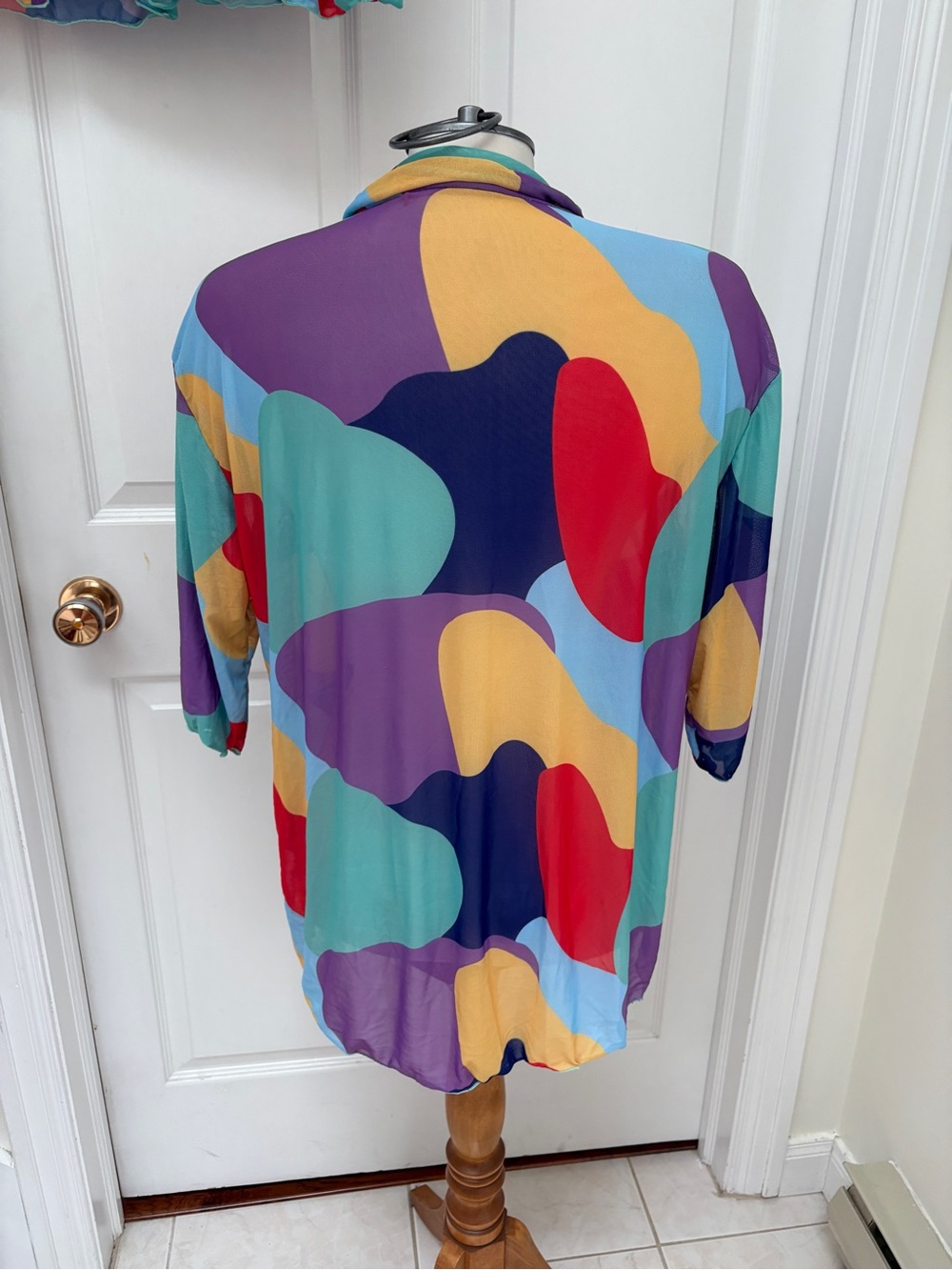 Colorful Abstract Print ladies Shirt & Shorts Set - Multicolor cover up - Picture 4 of 7